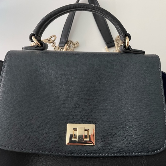 Navy Izzy & Ali Crossbody Bag - Picture 3 of 7